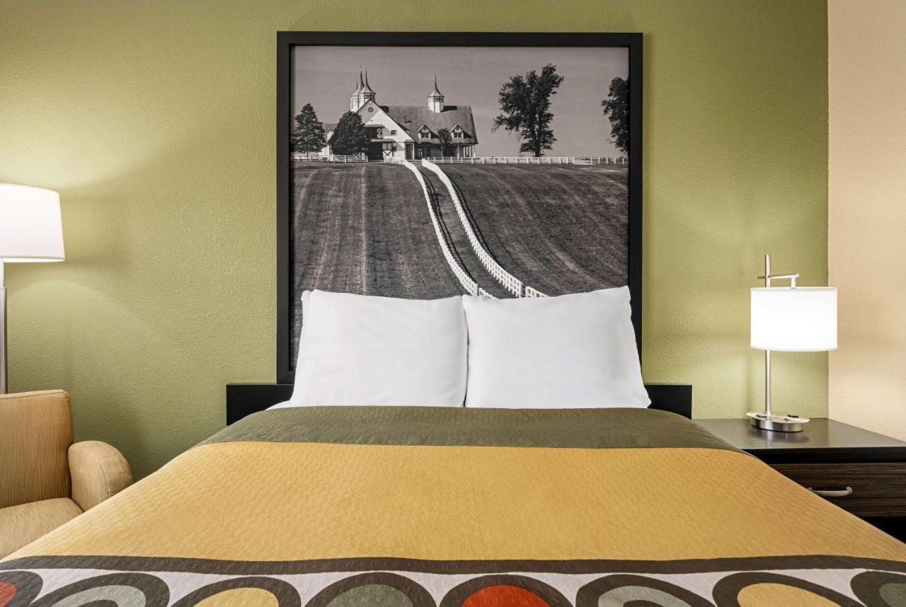 Super 8 by Wyndham Maysville KY Eksteriør billede