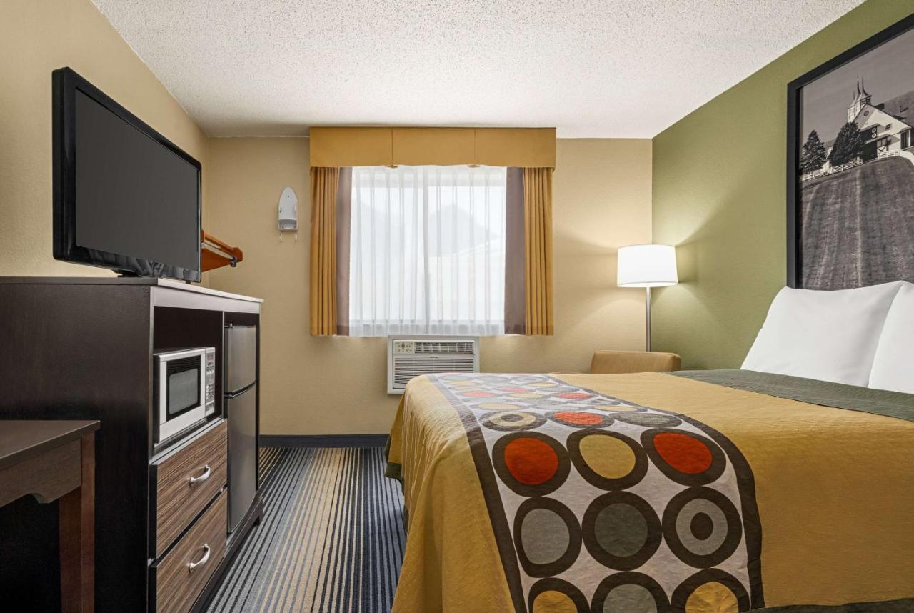 Super 8 by Wyndham Maysville KY Eksteriør billede
