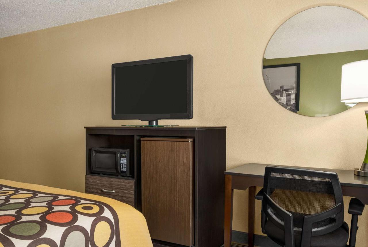 Super 8 by Wyndham Maysville KY Eksteriør billede